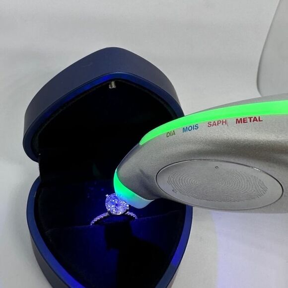 Round Cut Moissanite Diamond Engagement Ring 2 Ct Brilliant 18K Finish Size 6 - Picture 2 of 12